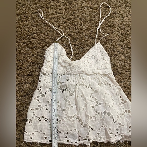 🌟Host Pick!!🌟Abercrombie & Fitch Crop Top Tank - Picture 3 of 6